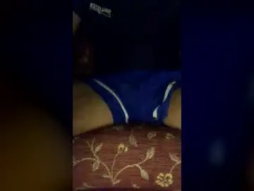 Chaturbate Nude Webcam of sincalzones26
