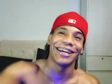 Chaturbate Sex Cam of marcelo_dosantos77