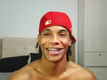 Chaturbate Adult Webcam of marcelo_dosantos77