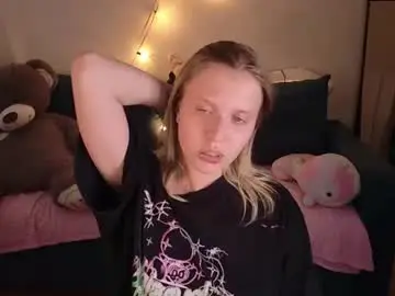 Chaturbate Live Sex of viki_charm