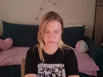 Chaturbate Free Live Porn of viki_charm