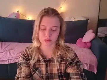 Chaturbate Watch Live Sex Cams of viki_charm