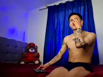Chaturbate Free Porn Cam of adisson_lovers