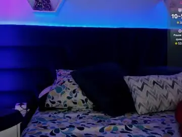 Chaturbate Watch Live Sex Cams of alices_kingsley