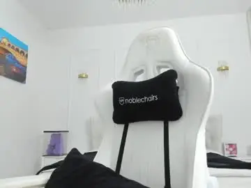 Chaturbate Nude Webcam of christine0990__