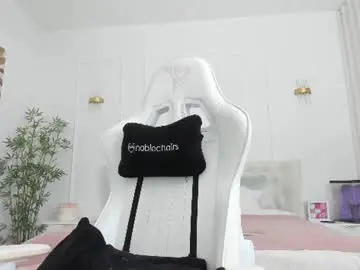 Chaturbate Watch Live Sex Cams of christine0990__