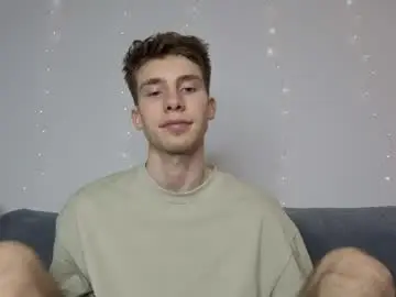 Chaturbate Sex Cam of cute_brian