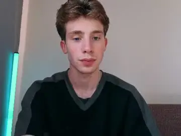 Chaturbate Live Sex Cam of cute_brian
