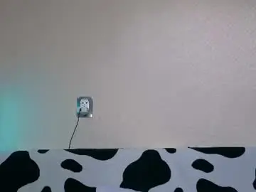 Chaturbate Live Sex Cam of cute_brian