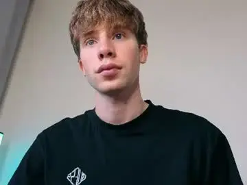 Chaturbate Free Porn Cam of cute_brian