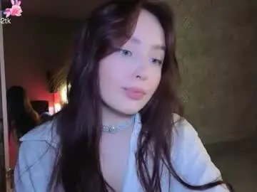 Chaturbate Watch Live Sex Cams of elusive_mia