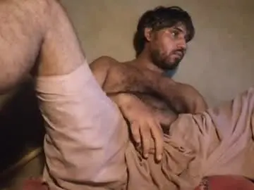 Chaturbate Live Sex Cam of hairybouy264541