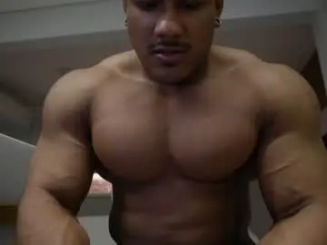 Chaturbate Nude Webcam of henrimusclee