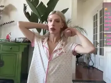 Chaturbate Adult Webcam of hung_angel_xxl