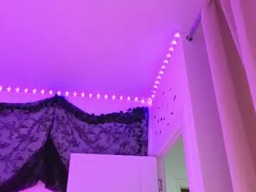 Chaturbate Live Sex Cam of lunamadden