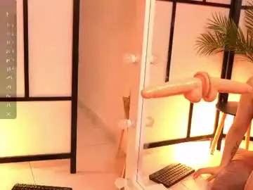 Chaturbate Sex Cam of shiny_lily