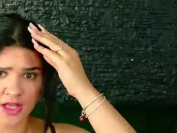 Chaturbate Sex Cam of evvamonroe