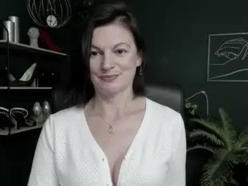 Chaturbate Live Sex Cam of vivian_dream