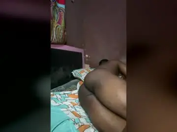 Chaturbate Nude Webcam of desy2283
