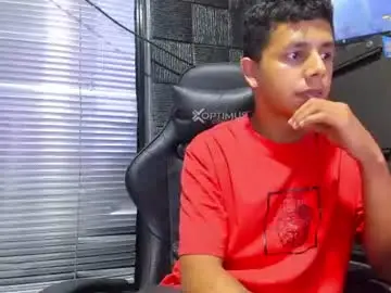Chaturbate Live Sex Cam of g_lincoln