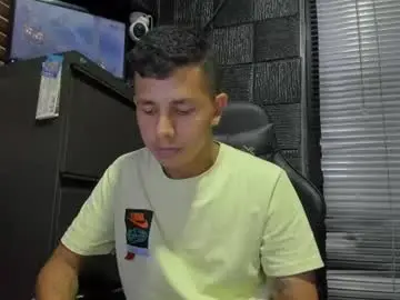 Chaturbate Best live sex cam show of g_lincoln