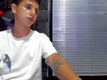 Chaturbate Live Sex of g_lincoln