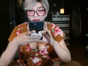 Chaturbate Best Webcam of hugecumbarbie