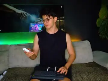 Chaturbate Free Porn Cam of maisonbastian
