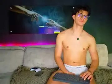 Chaturbate Best live sex cam show of maisonbastian