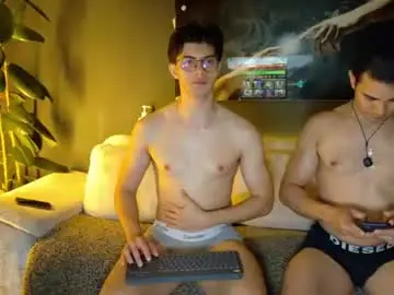 Chaturbate Live Sex Cam of maisonbastian