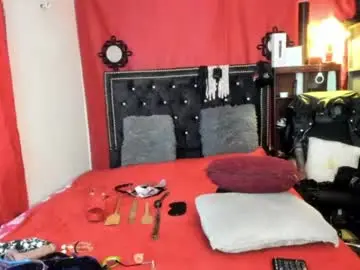 Chaturbate Live Sex of amelie__martinez