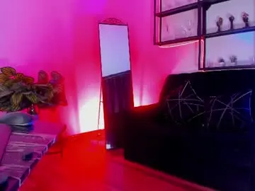 Chaturbate Adult Video Chat of halley_ravenn