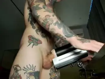 Chaturbate Live Porn of tom__ice