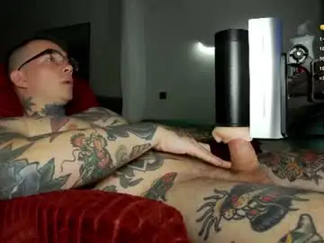 Chaturbate Watch Live Sex Cams of tom__ice