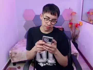 Chaturbate Best live sex cam show of andy_norton