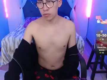 Chaturbate Live Sex of andy_norton