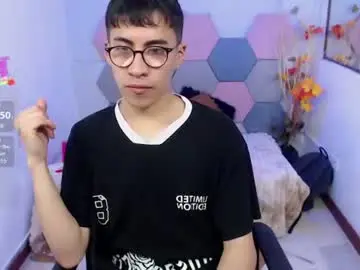 Chaturbate Free Live Porn of andy_norton