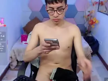 Chaturbate Live Sex of andy_norton