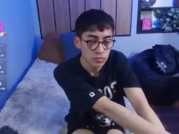 Chaturbate Watch Live Sex Cams of andy_norton