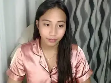 Chaturbate Adult Video Chat of sweetiie_caren