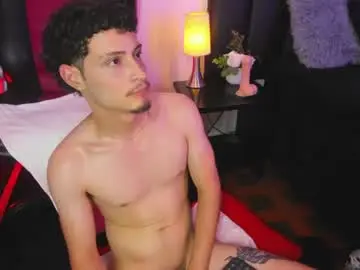 Chaturbate Live Sex Cam of alelux1