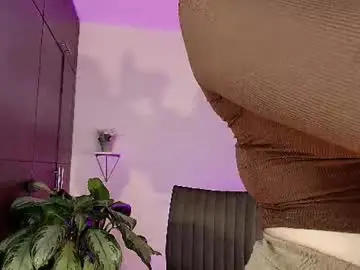 Chaturbate Watch Live Sex Cams of dahnia_cruz