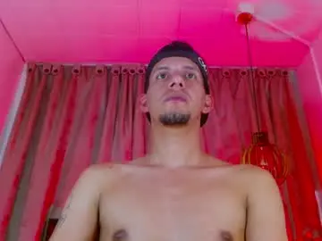 Chaturbate Best live sex cam show of kevin__max_