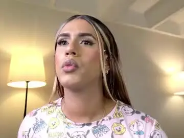 Chaturbate Sex Chat of queen_alexaa