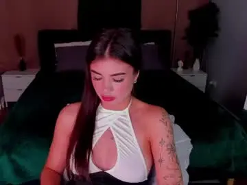 Chaturbate Live Sex Cam of alisha_blakee