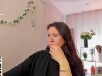 Chaturbate Live Sex Cam of lea_shadom