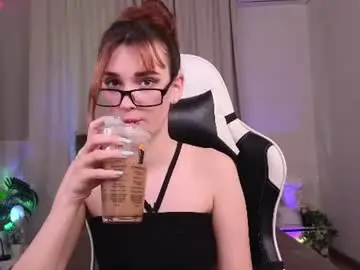 Chaturbate Live Sex of ariadoll_