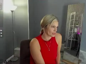 Chaturbate Live Sex Cam of betty_brock