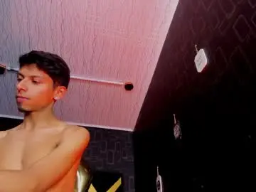 Chaturbate Live Sex Cam of dereck_monroe