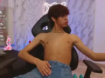 Chaturbate Free Porn Cam of oliiver_tay